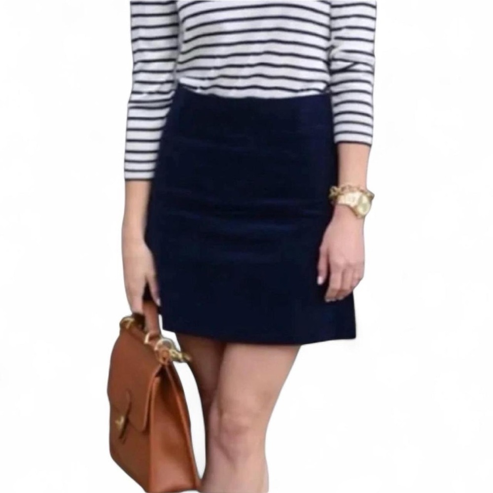 J.Crew Navy Corduroy Mini Skirt | Size 4 | Fall Staple 🍂